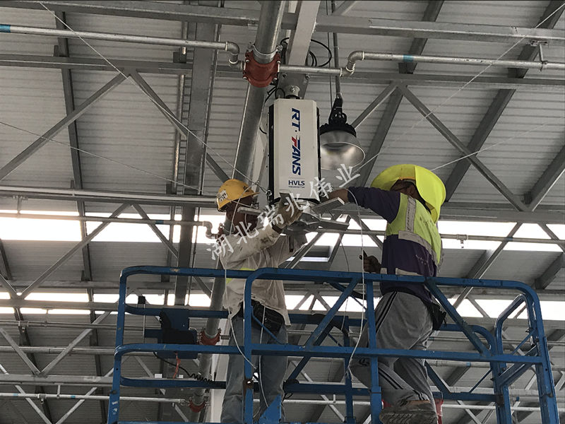大型工業(yè)吊扇、工業(yè)大風(fēng)扇、工業(yè)節(jié)能風(fēng)扇、廠房車間降溫通風(fēng)設(shè)備