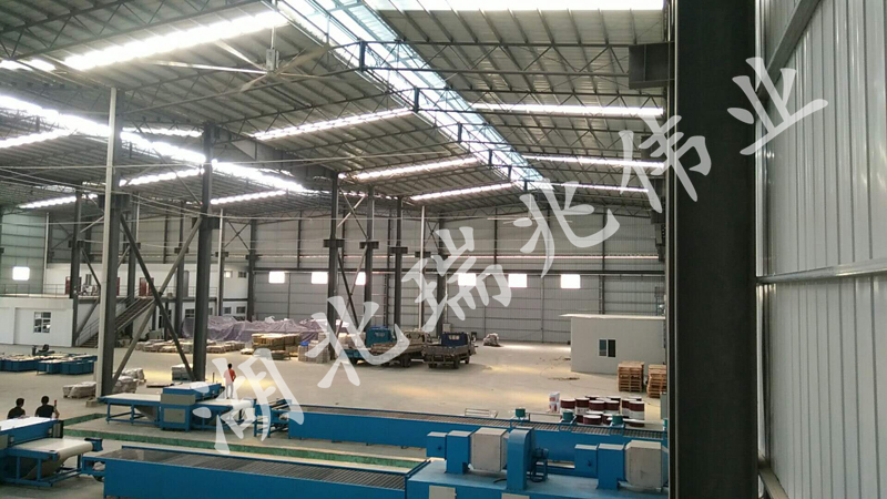 大型工業(yè)風(fēng)扇、工業(yè)風(fēng)扇、通風(fēng)降溫