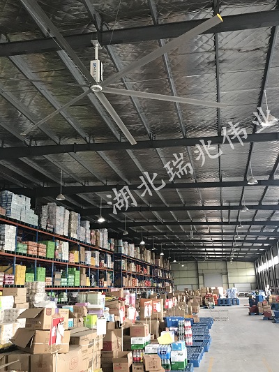 工業(yè)大風(fēng)扇，工業(yè)大吊扇，高大空間用工業(yè)大風(fēng)扇，物流倉庫用工業(yè)大風(fēng)扇，鋼結(jié)構(gòu)廠房用工業(yè)大風(fēng)扇