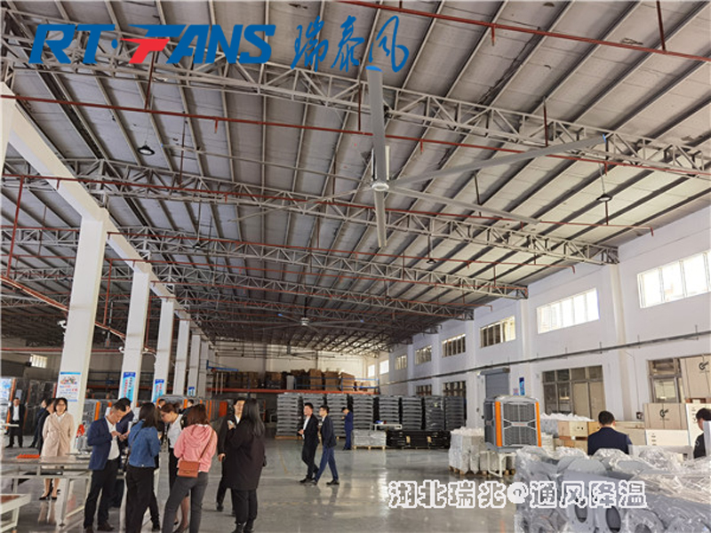 工業(yè)風扇  工業(yè)大風扇  瑞泰風工業(yè)大風扇  大型工業(yè)吊扇  大型工業(yè)風扇