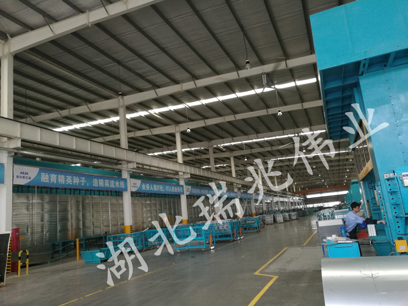 瑞兆偉業(yè)帶您了解工業(yè)風(fēng)扇受歡迎的原因！
